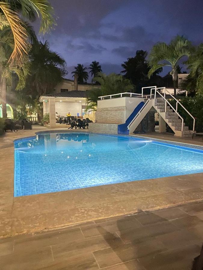 Hotel Cambri Nagua Kültér fotó