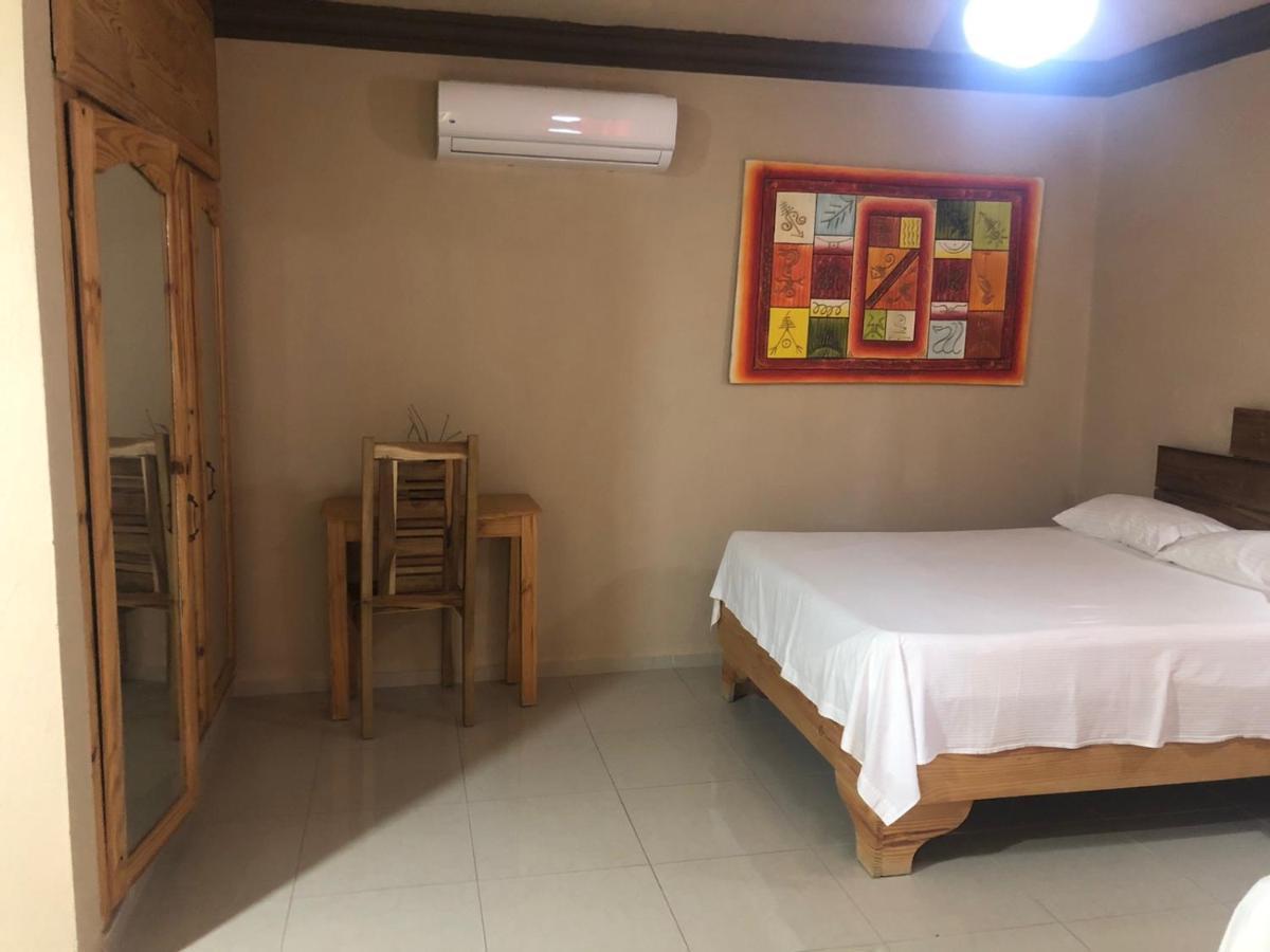Hotel Cambri Nagua Kültér fotó